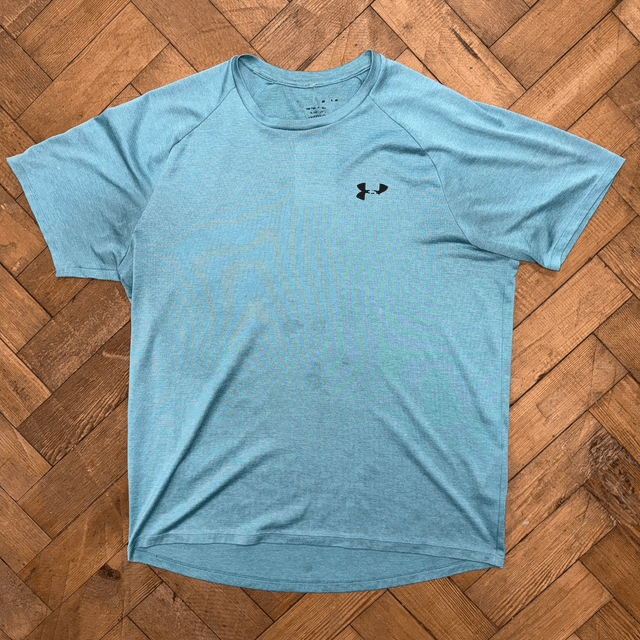 Under Armour Top - XXL