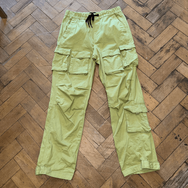 Bershka Cargo Trousers Green - W36/L28
