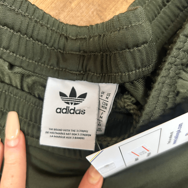 Adidas tracksuit bottoms uk M 