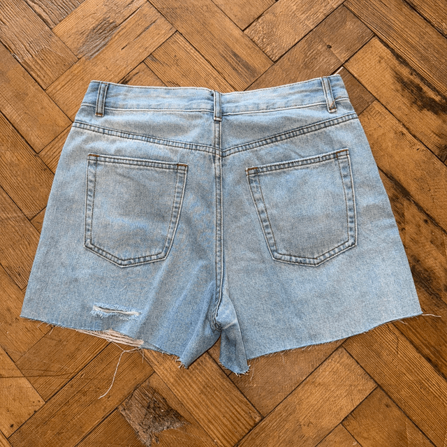 White Fox Denim Shorts *DEADSTOCK* -L/W30