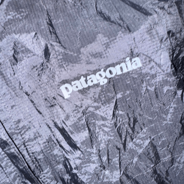 Patagonia Zip-Up Windbreaker - XS