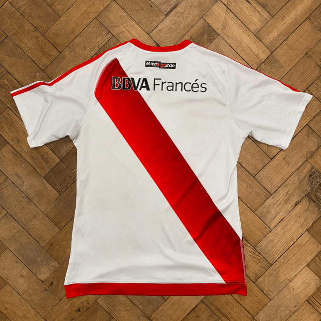 River Plate Home Football Shirt 2016/17 - L