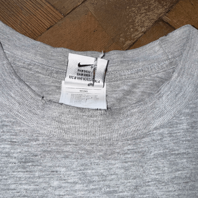 Vintage Boxed Logo Nike Tee - L
