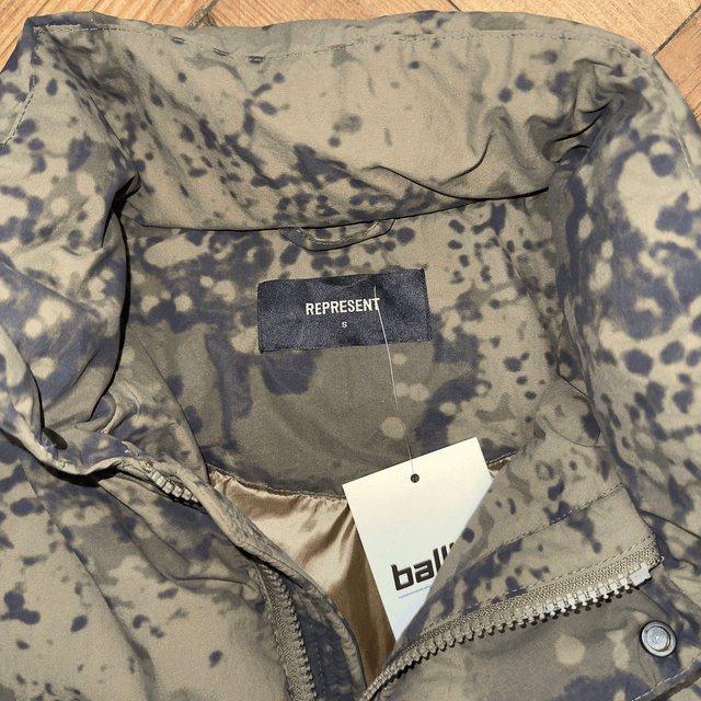 Represent Camo Puffer Jacket - S