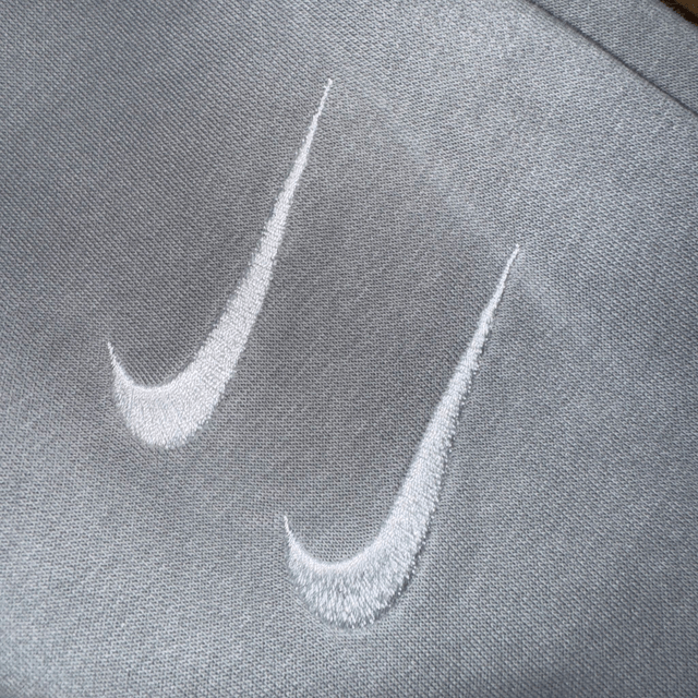 Nike Swoosh Joggers - S