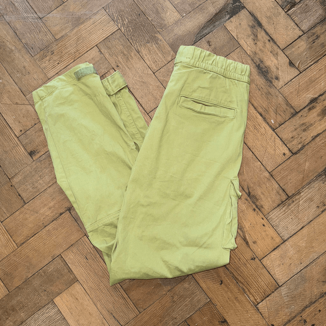 Bershka Cargo Trousers Green - W36/L28