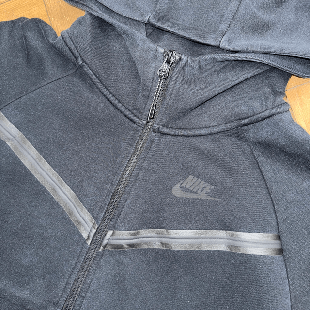 Nike Tech Hoodie - XS