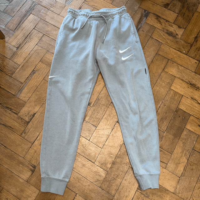 Nike Swoosh Joggers - S