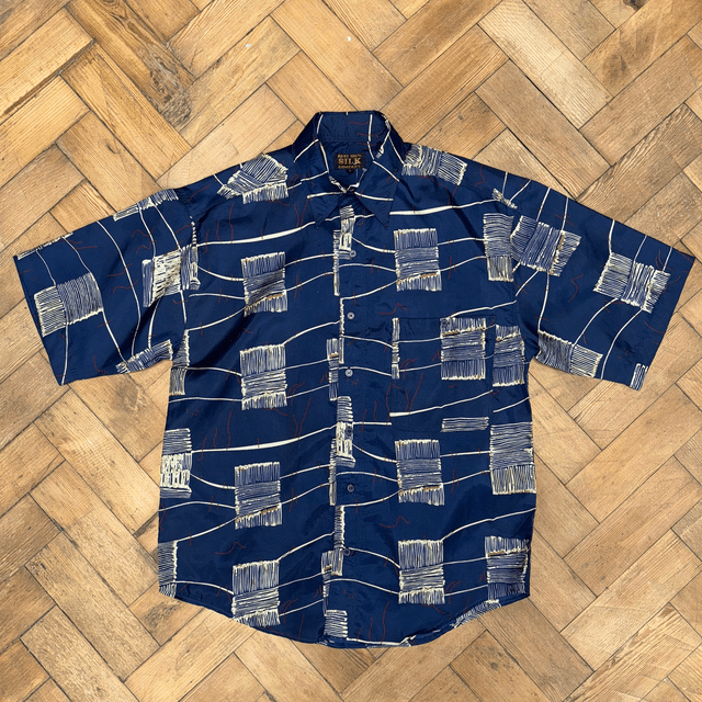 Silk Company Pattern Shirt - S