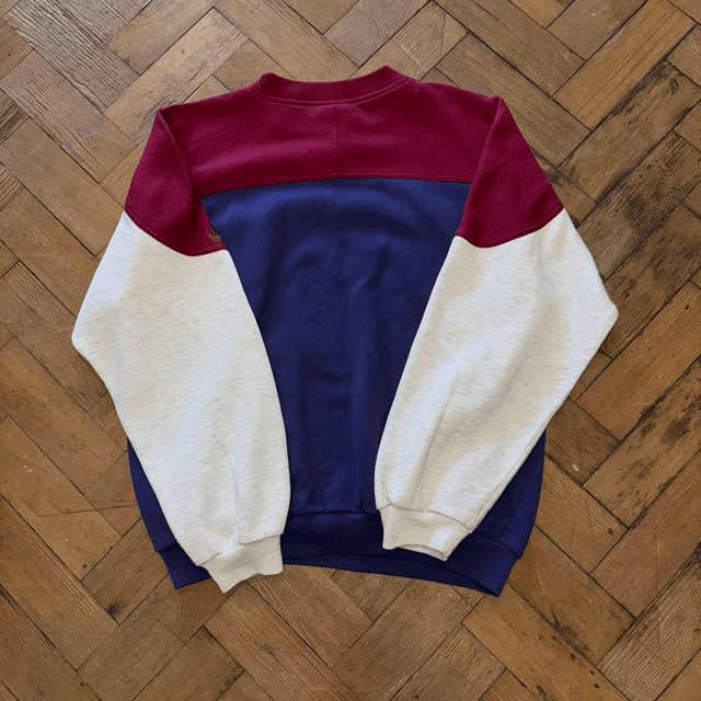 Vintage 90's Nike Spellout Jumper - M