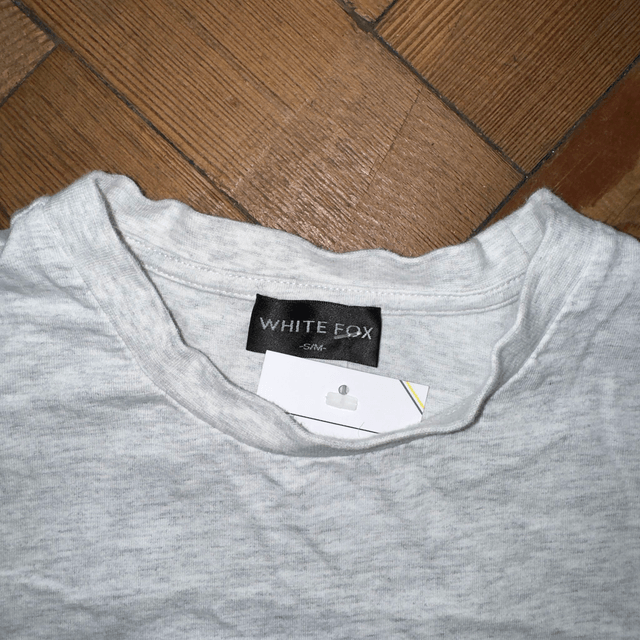 White Fox Spellout Tee - M