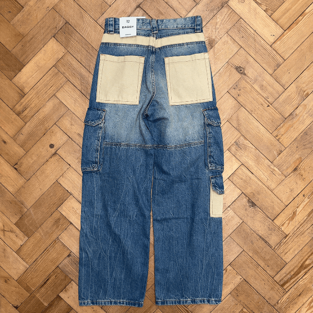 Bershka Patch Jeans *NEW* - W28/L28