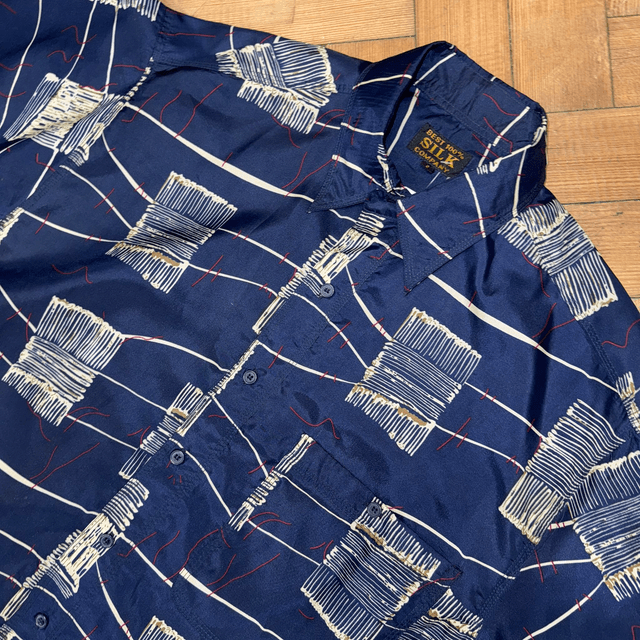 Silk Company Pattern Shirt - S