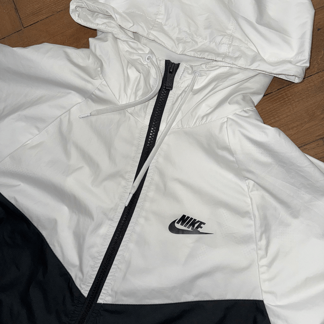 Nike Windbreaker Jacket - 