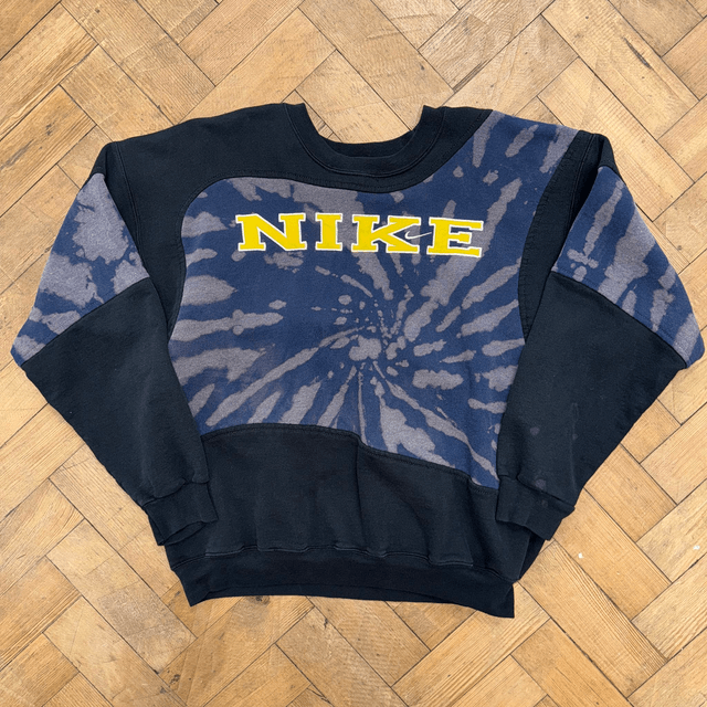 Vintage Nike Rework Jumper - L