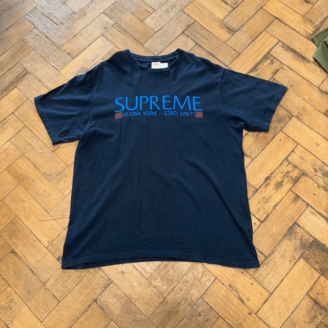Supreme FW20 Nuova York Stati Uniti Tee - L